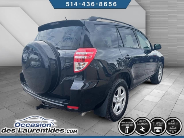 Toyota RAV4 LE 2012