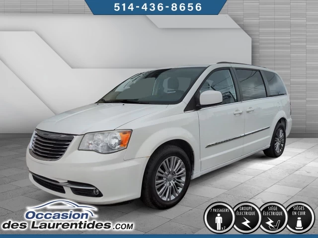 Chrysler Town & Country Touring 2013