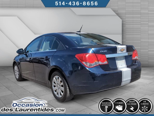 Chevrolet Cruze LS 2011